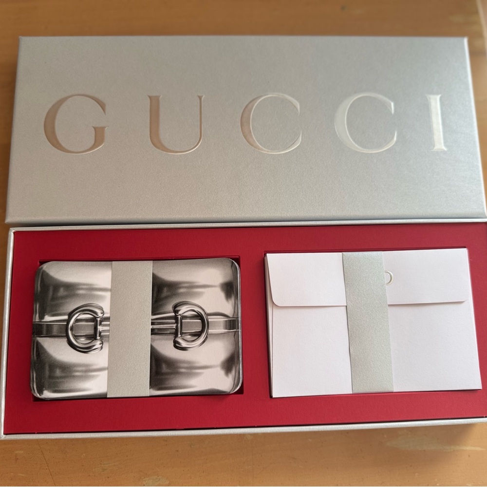 Gucci Note Card Stationary